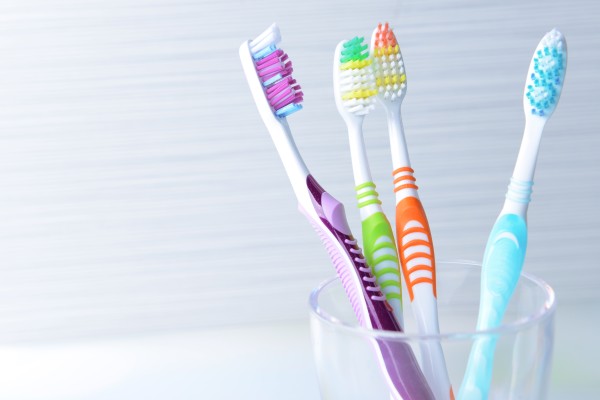 Tips For Picking A Toothbrush And Toothpaste