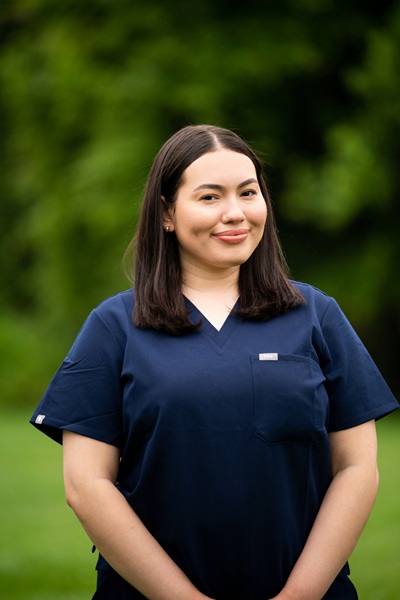 Val - Dental Assistant